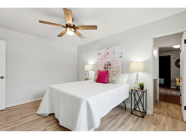 9051 Lilly Ct, Thornton, CO 80229