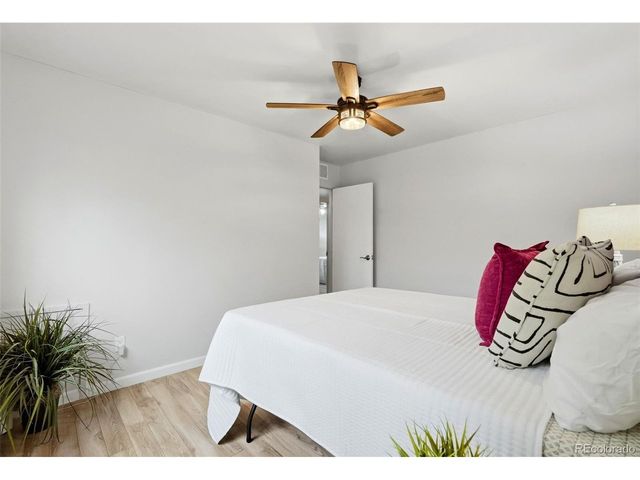 9051 Lilly Ct, Thornton, CO 80229
