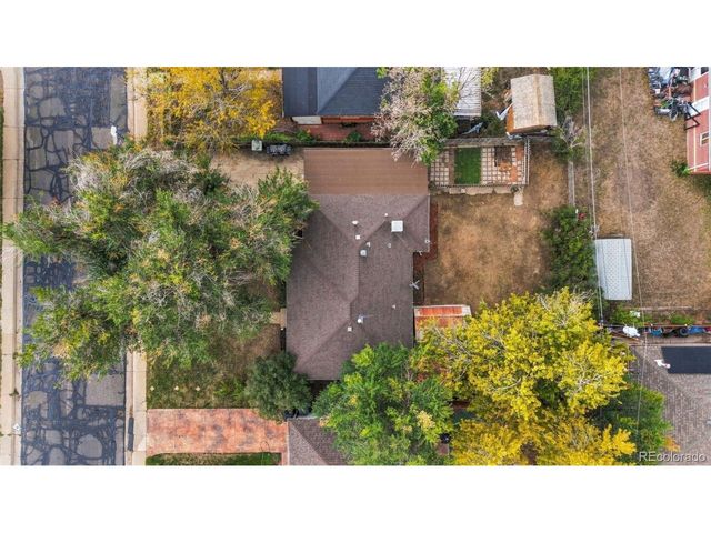 9051 Lilly Ct, Thornton, CO 80229