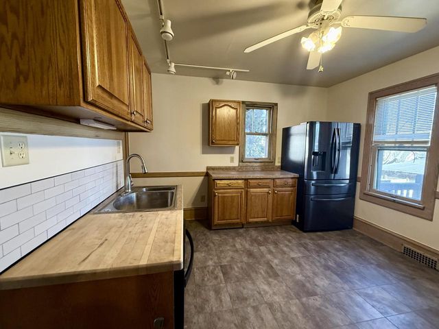 1307 S 15th STREET, Sheboygan, WI 53081