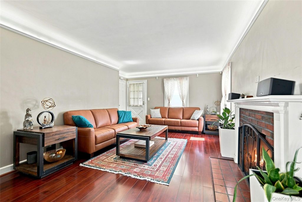 148 Canterbury Road, Williston Park, NY 11596 — photo 4
