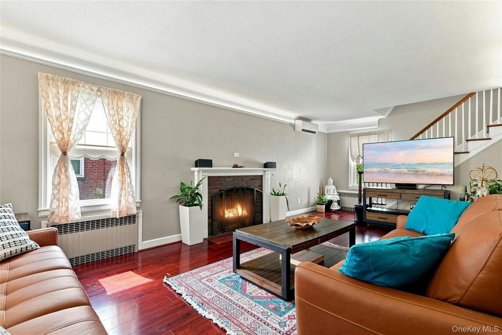 148 Canterbury Road, Williston Park, NY 11596 — photo 5