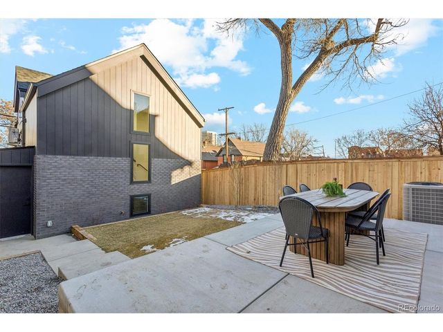 2824 Vallejo St, Denver, CO 80211