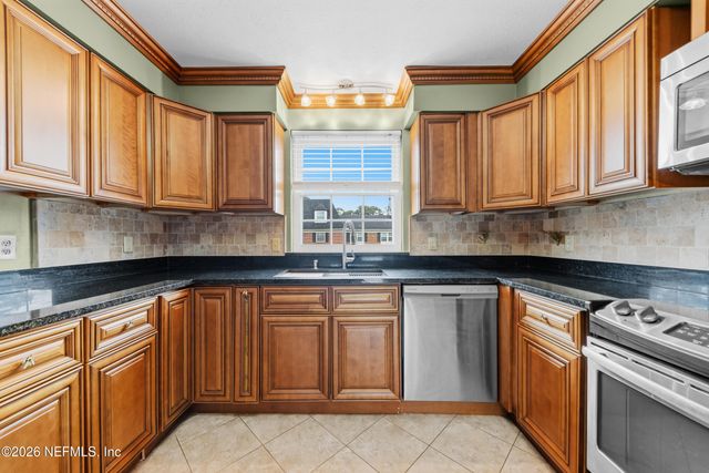 4915 BAYMEADOWS Road 3C, Jacksonville, FL 32217