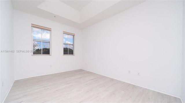 10885 NW 89th Ter 211, Doral, FL 33178