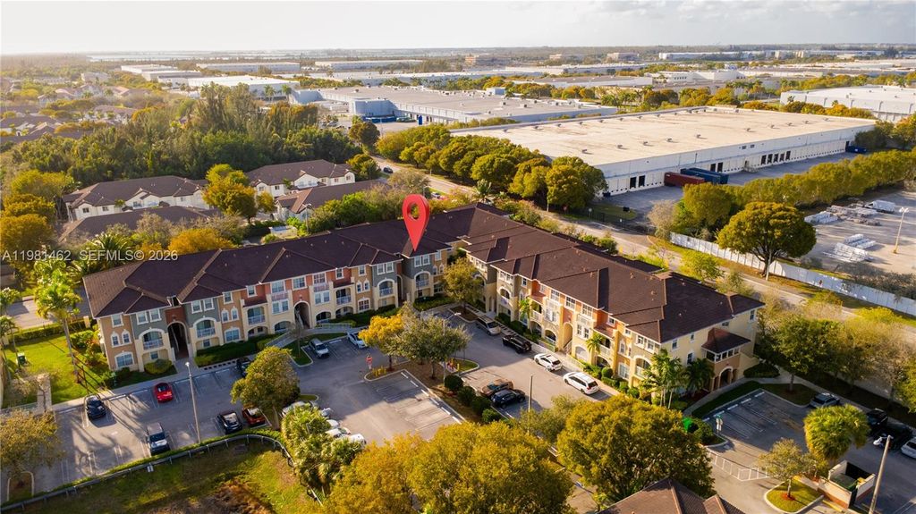 10885 NW 89th Ter 211, Doral, FL 33178