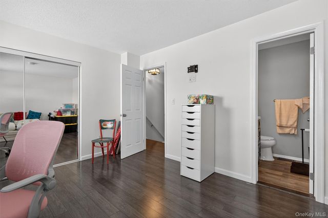 12 Brook Drive, Washingtonville, NY 10992