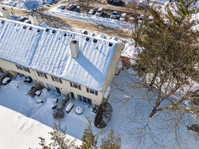 12 Brook Drive, Washingtonville, NY 10992