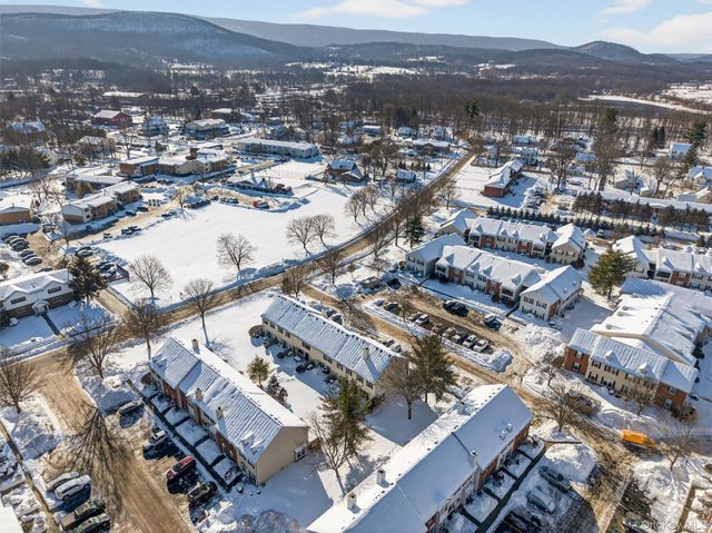 12 Brook Drive, Washingtonville, NY 10992