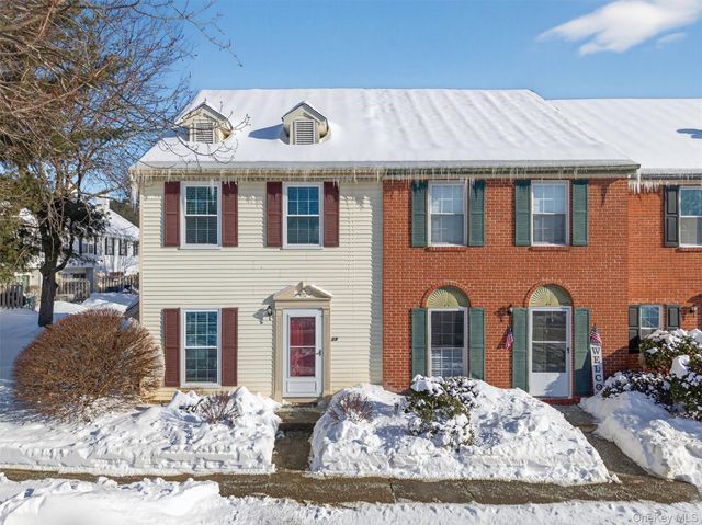 12 Brook Drive, Washingtonville, NY 10992