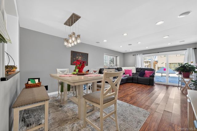 12 Brook Drive, Washingtonville, NY 10992