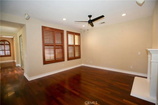 129 Chantilly, Irvine, CA 92620