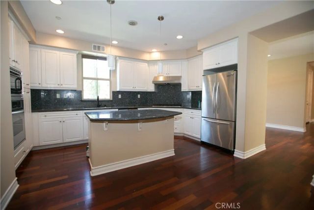 129 Chantilly, Irvine, CA 92620