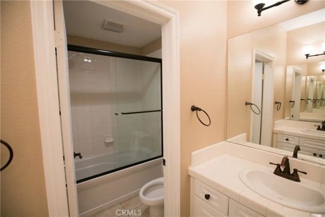 129 Chantilly, Irvine, CA 92620