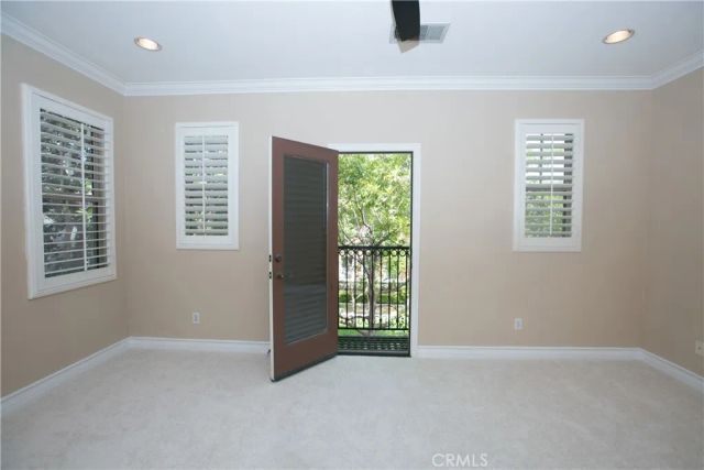 129 Chantilly, Irvine, CA 92620