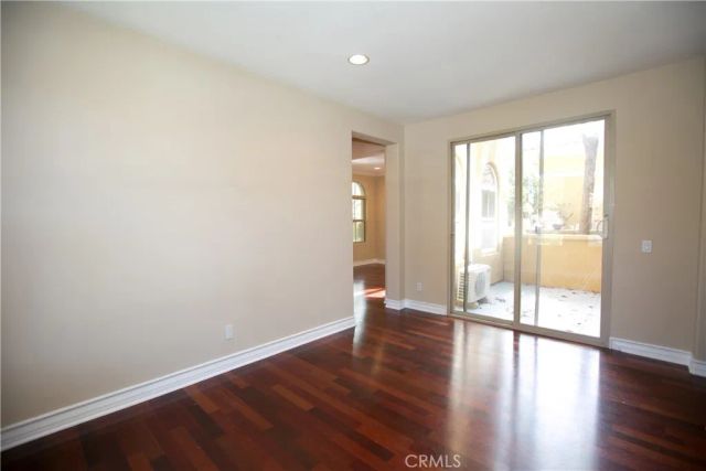 129 Chantilly, Irvine, CA 92620