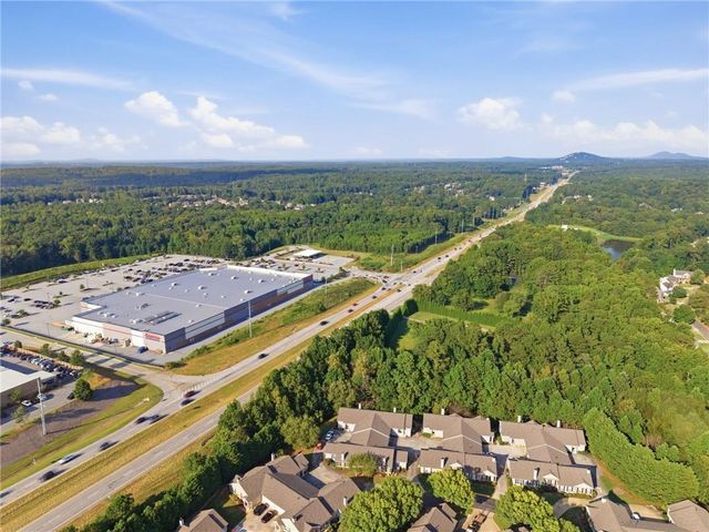 528 Camry Circle, Dallas, GA 30157
