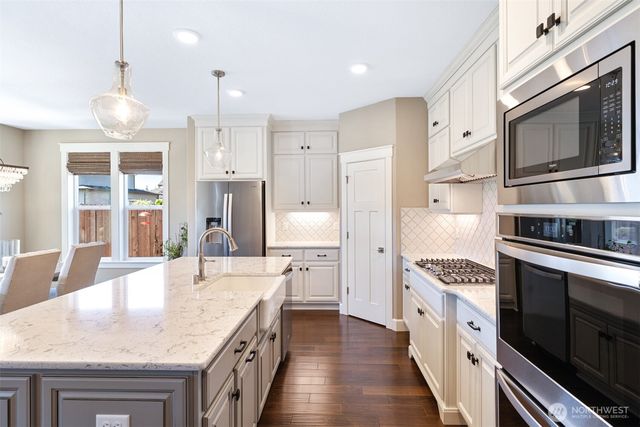18403 NE 82nd Street, Vancouver, WA 98682