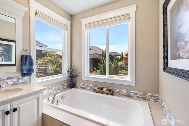 18403 NE 82nd Street, Vancouver, WA 98682
