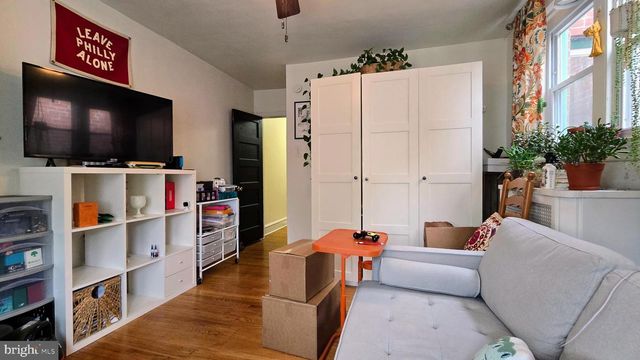 3373 VAUX ST, Philadelphia, PA 19129