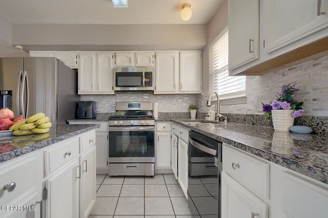 6135 TWILIGHT VIEW Way, El Paso, TX 79932