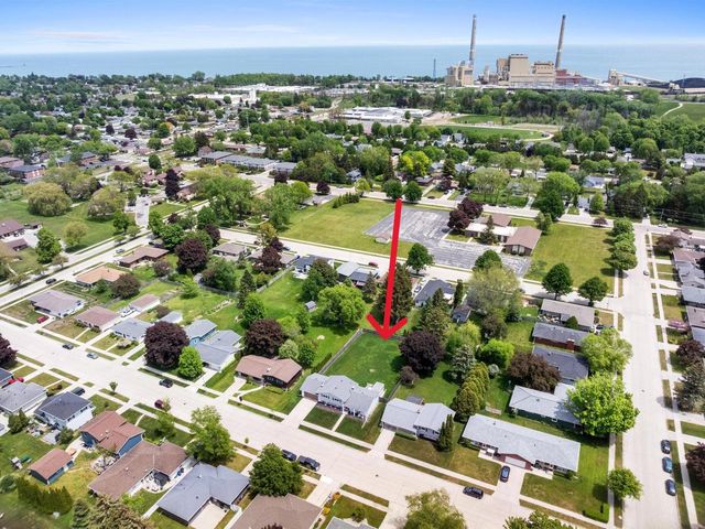 3813 S 13th STREET, Sheboygan, WI 53081