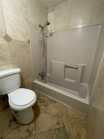 13809 Hershe Street, Houston, TX 77015