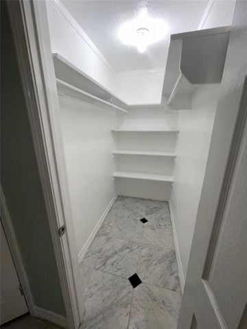 13809 Hershe Street, Houston, TX 77015