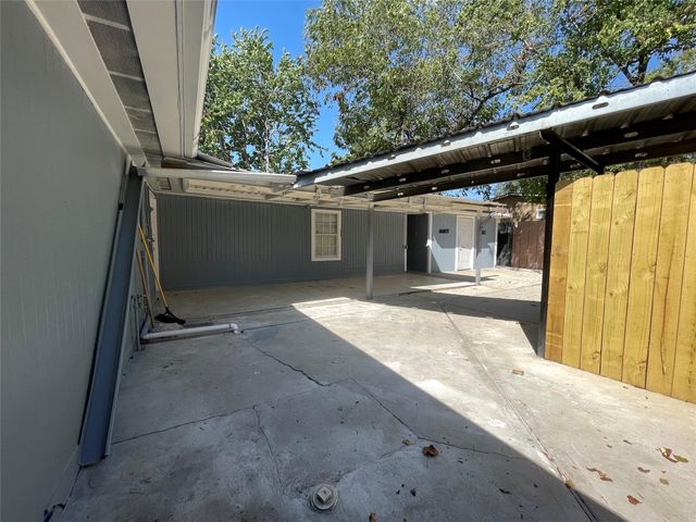 13809 Hershe Street, Houston, TX 77015