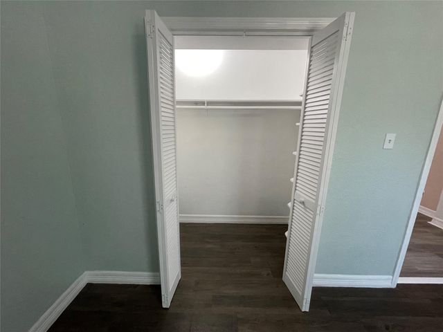 13809 Hershe Street, Houston, TX 77015