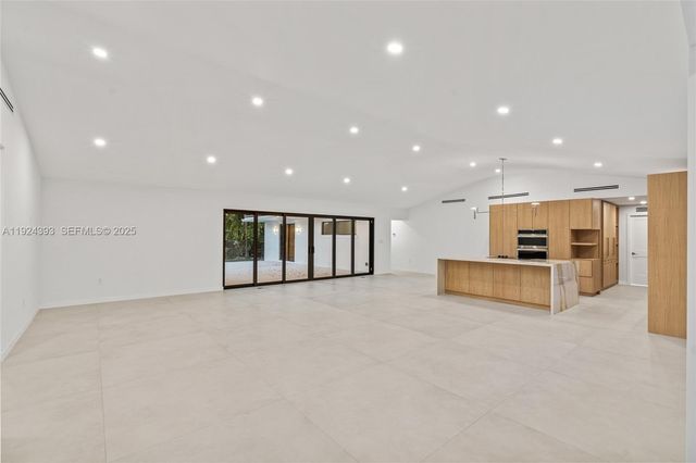 12940 SW 73rd Ave, Pinecrest, FL 33156