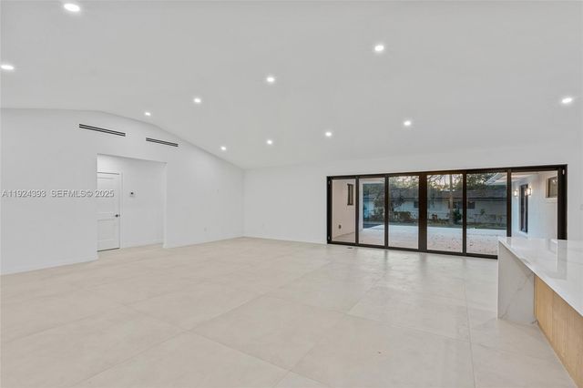 12940 SW 73rd Ave, Pinecrest, FL 33156