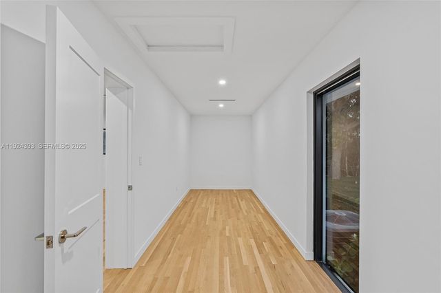 12940 SW 73rd Ave, Pinecrest, FL 33156