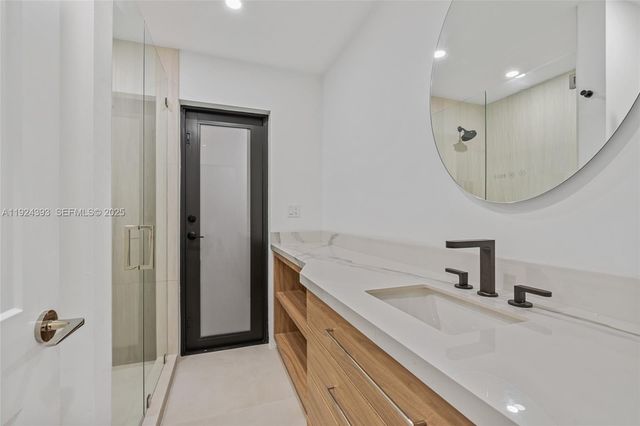 12940 SW 73rd Ave, Pinecrest, FL 33156