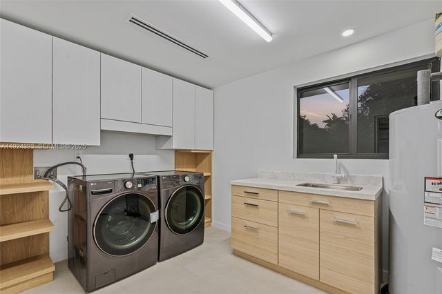 12940 SW 73rd Ave, Pinecrest, FL 33156