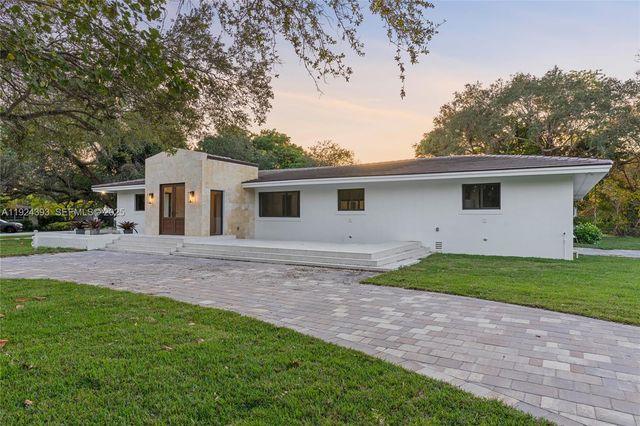 12940 SW 73rd Ave, Pinecrest, FL 33156