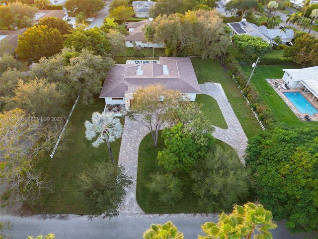 12940 SW 73rd Ave, Pinecrest, FL 33156