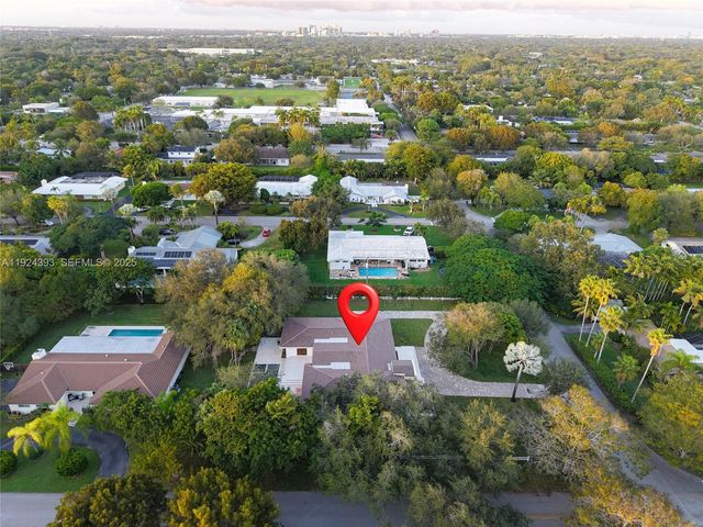 12940 SW 73rd Ave, Pinecrest, FL 33156