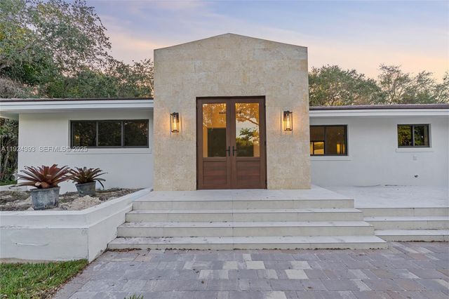 12940 SW 73rd Ave, Pinecrest, FL 33156