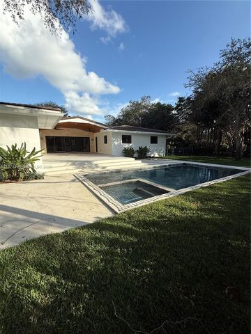 12940 SW 73rd Ave, Pinecrest, FL 33156