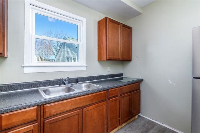 906 Front AVE, Salem, VA 24153