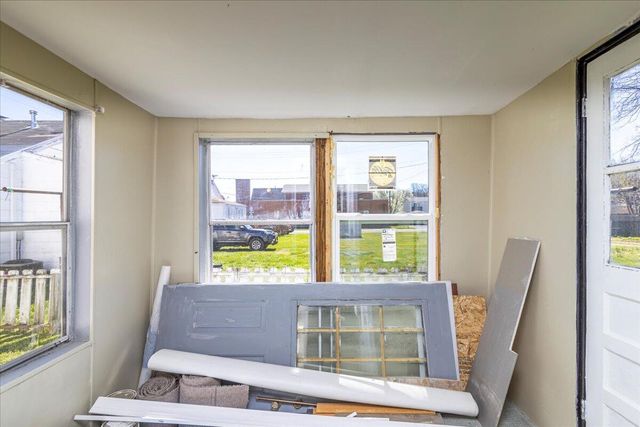 906 Front AVE, Salem, VA 24153