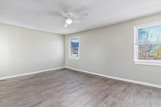 906 Front AVE, Salem, VA 24153
