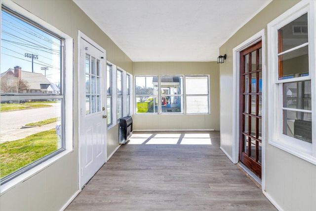 906 Front AVE, Salem, VA 24153