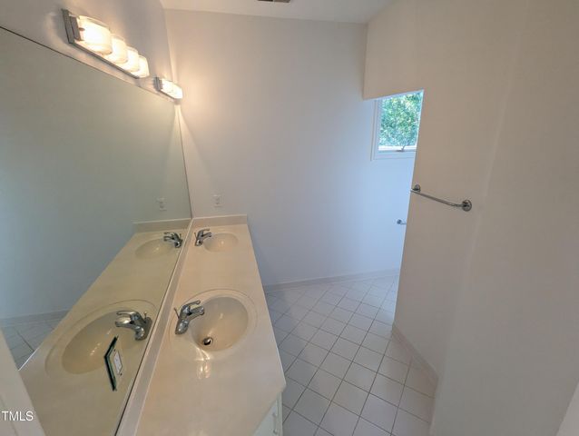 1011 Wood Sage Drive, Chapel Hill, NC 27516