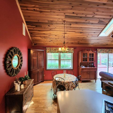 95 Hilltop Estates Road, Morehead, KY 40351