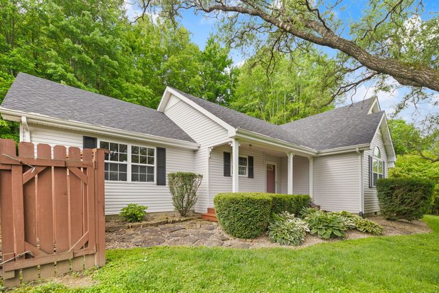 95 Hilltop Estates Road, Morehead, KY 40351