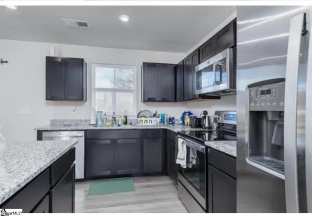 102 Verdant Leaf Way, Greenville, SC 29617