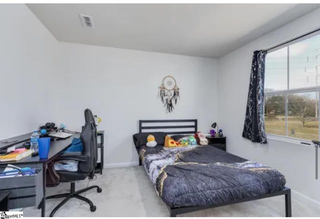 102 Verdant Leaf Way, Greenville, SC 29617