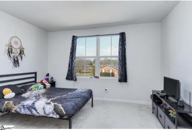 102 Verdant Leaf Way, Greenville, SC 29617